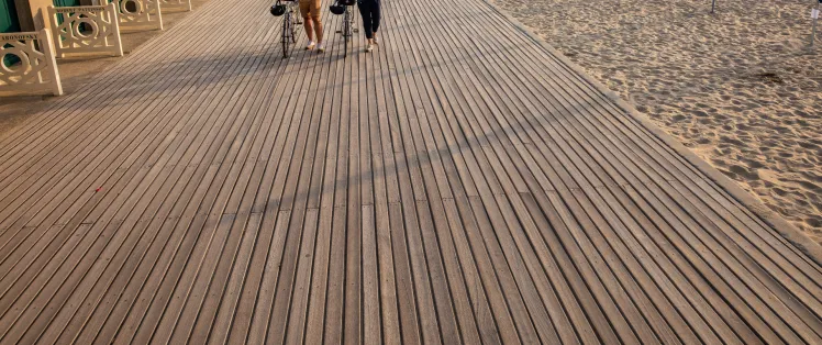 Plage_de_Deauville_a_velo-David_Darrault___La_Seine_a_velo_2019.jpg
