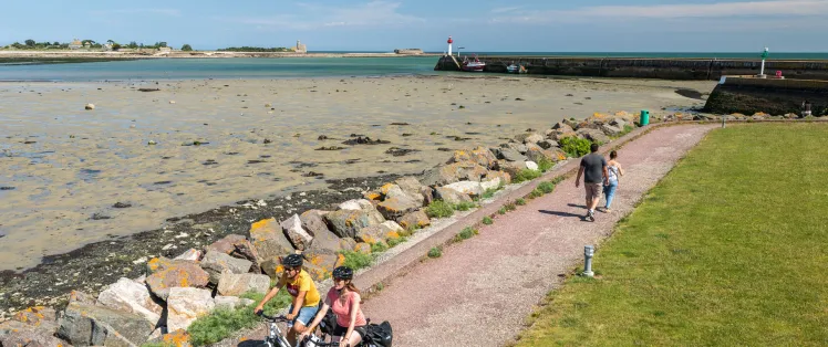 Saint-Vaast-La-Hougue ©E. Berthier